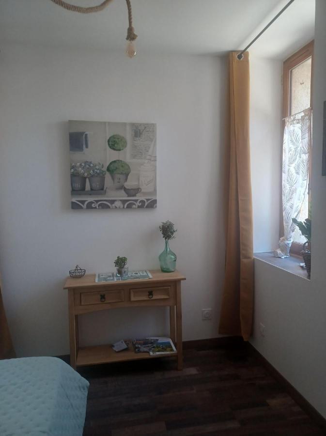Chambre D'Hote Au Jardin Le Clos Des Vins D'Anges Saint-Pierre-des-Champs Luaran gambar