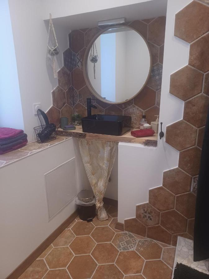 Chambre D'Hote Au Jardin Le Clos Des Vins D'Anges Saint-Pierre-des-Champs Luaran gambar
