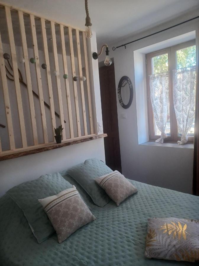 Chambre D'Hote Au Jardin Le Clos Des Vins D'Anges Saint-Pierre-des-Champs Luaran gambar